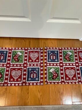 Set of 6 Tapestry Style Christmas Holiday Placemats